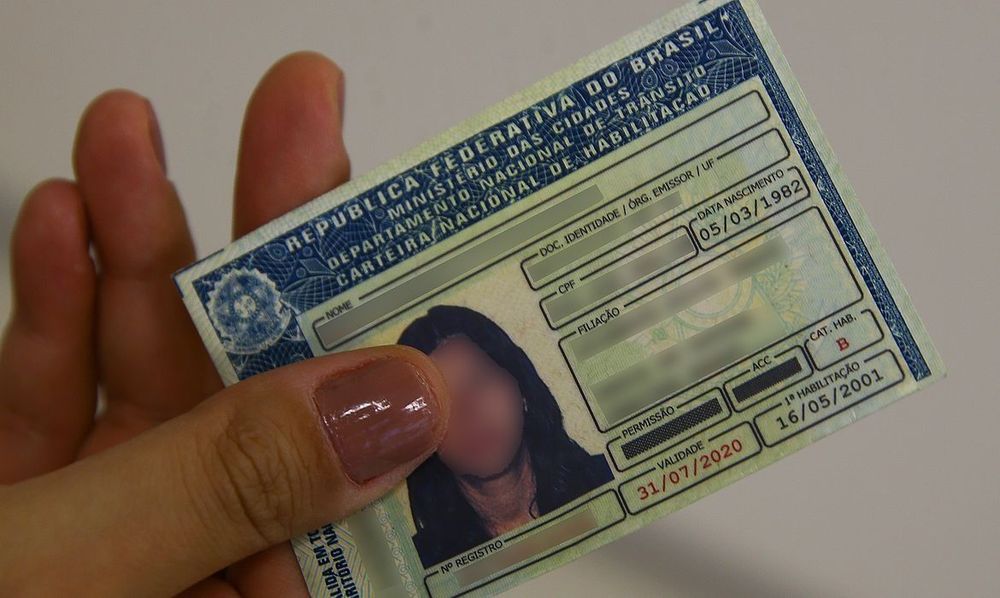 Comissão aprova projeto que estende para 60 dias a validade da CNH vencida